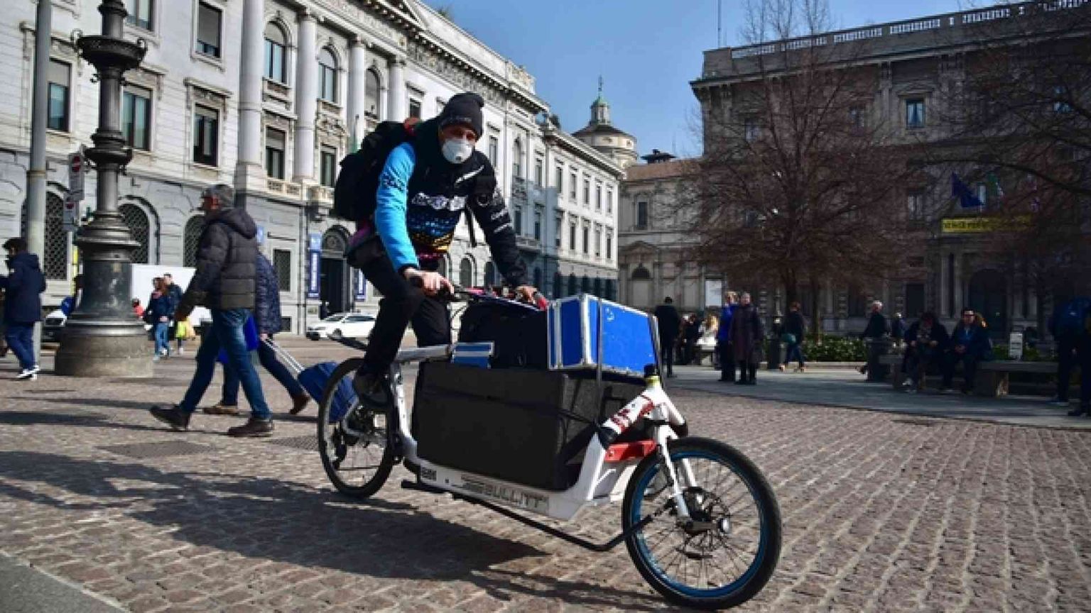 Caporalato e insicurezza, la Procura di Milano indaga sui "rider"