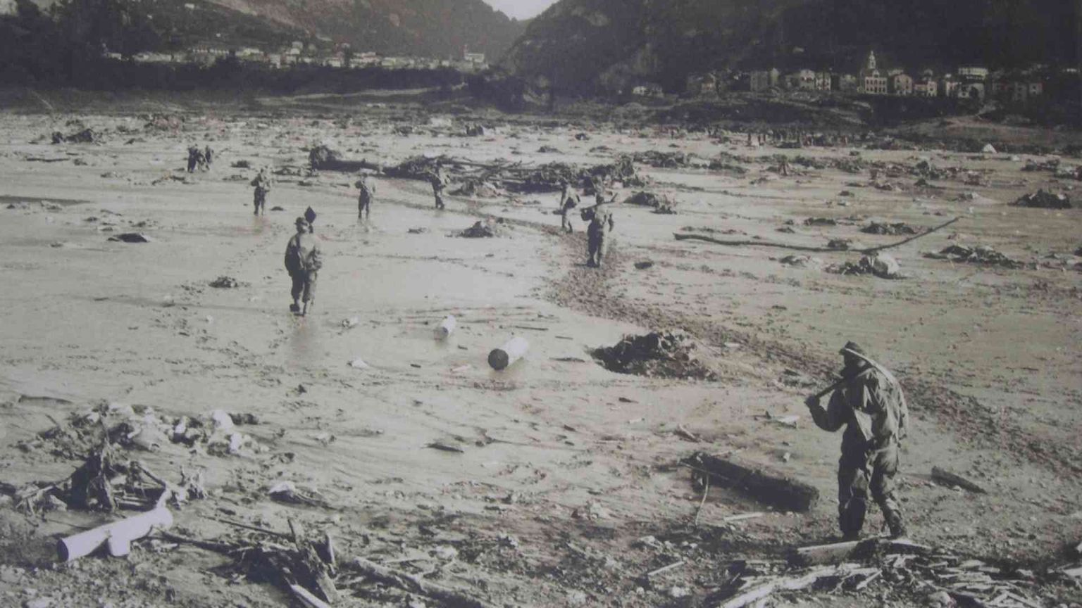 Le immagini del dolore del Vajont arrivano al cinema