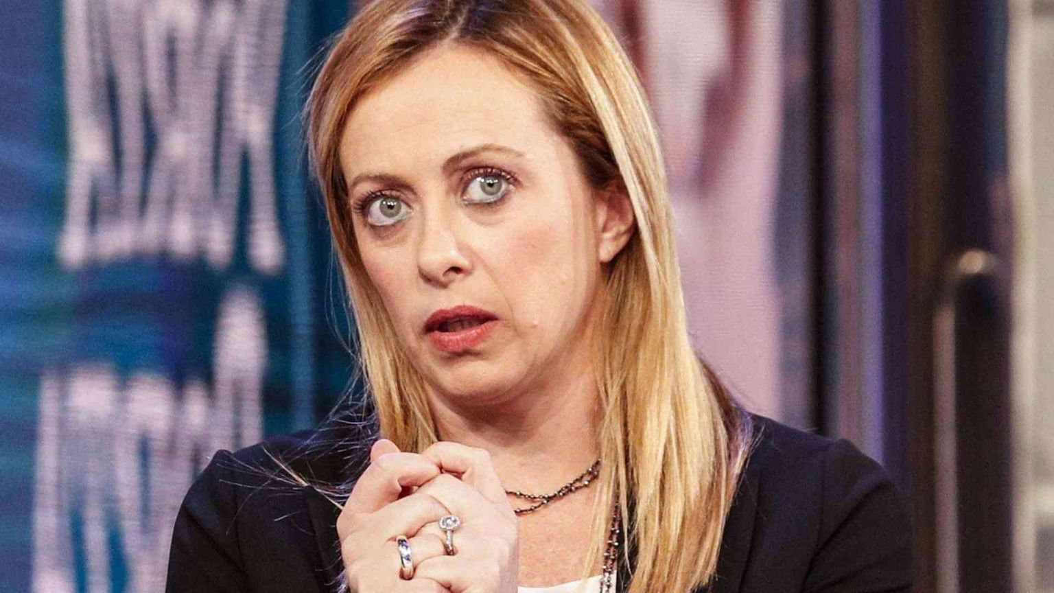 Meloni: «Non siamo antisemiti. Quel testo nasconde censure»