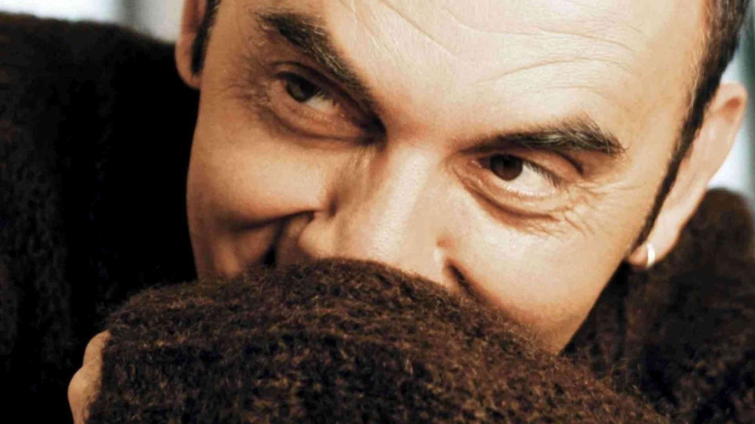 La moglie Laura: «La lezione di Mango? Avere coraggio»