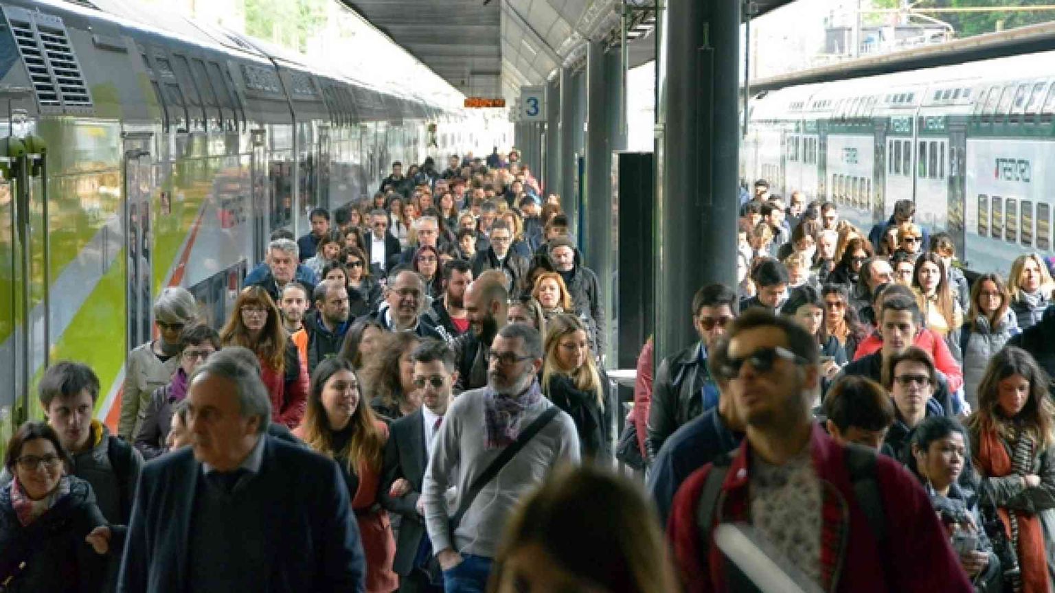 Il Censis: un italiano su due spera nell'«uomo forte» al potere