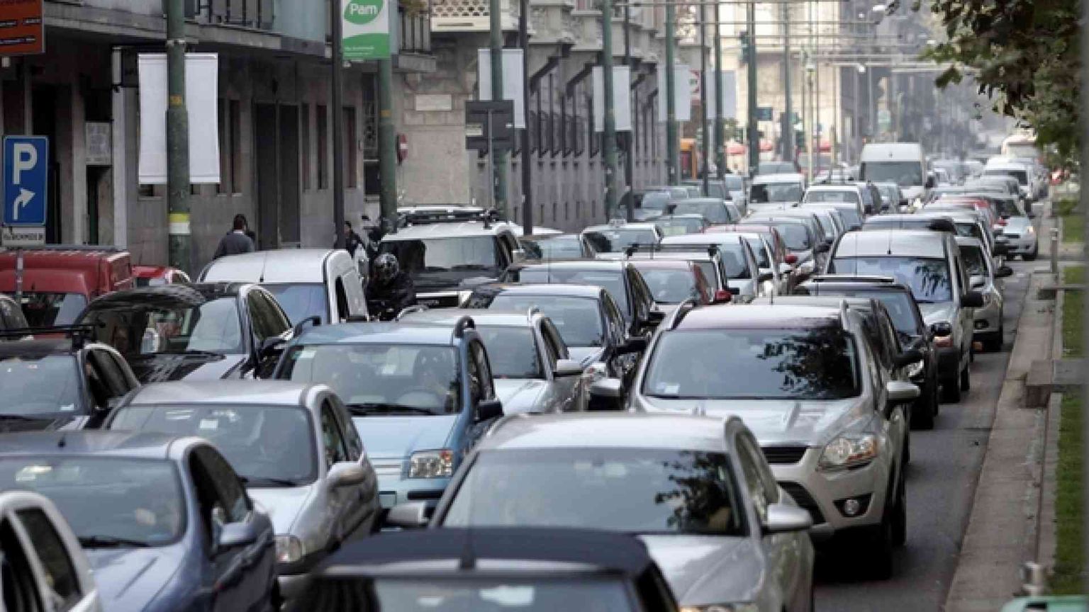 Gli italiani al volante, ecco cosa dice la scatola nera