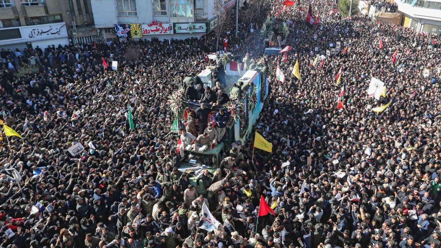 Iran, l'abbraccio (sempre più stretto) della Cina