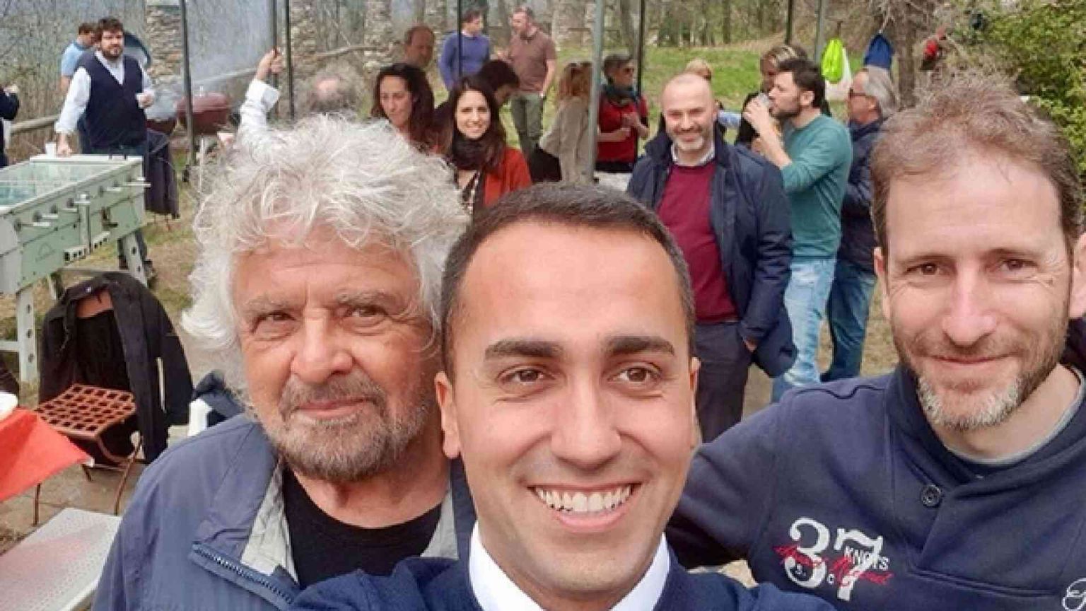 10 anni a 5 stelle. Dal Vaffa-day di Grillo alle dimissioni di Luigi di Maio