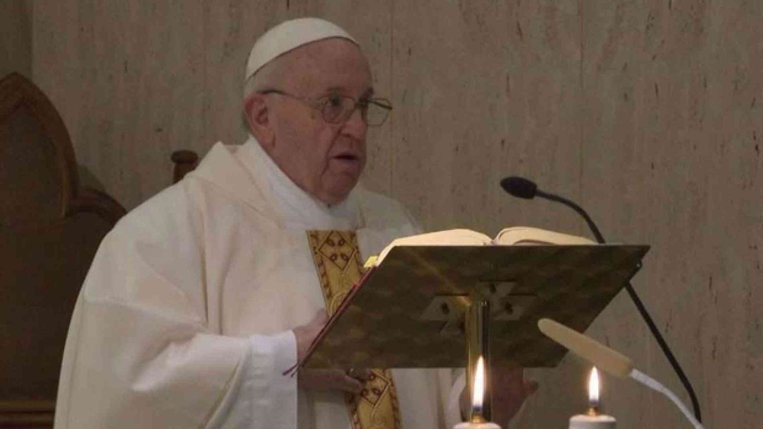 Il Papa: l’invidia porta la guerra, ma è sempre una bolla di sapone