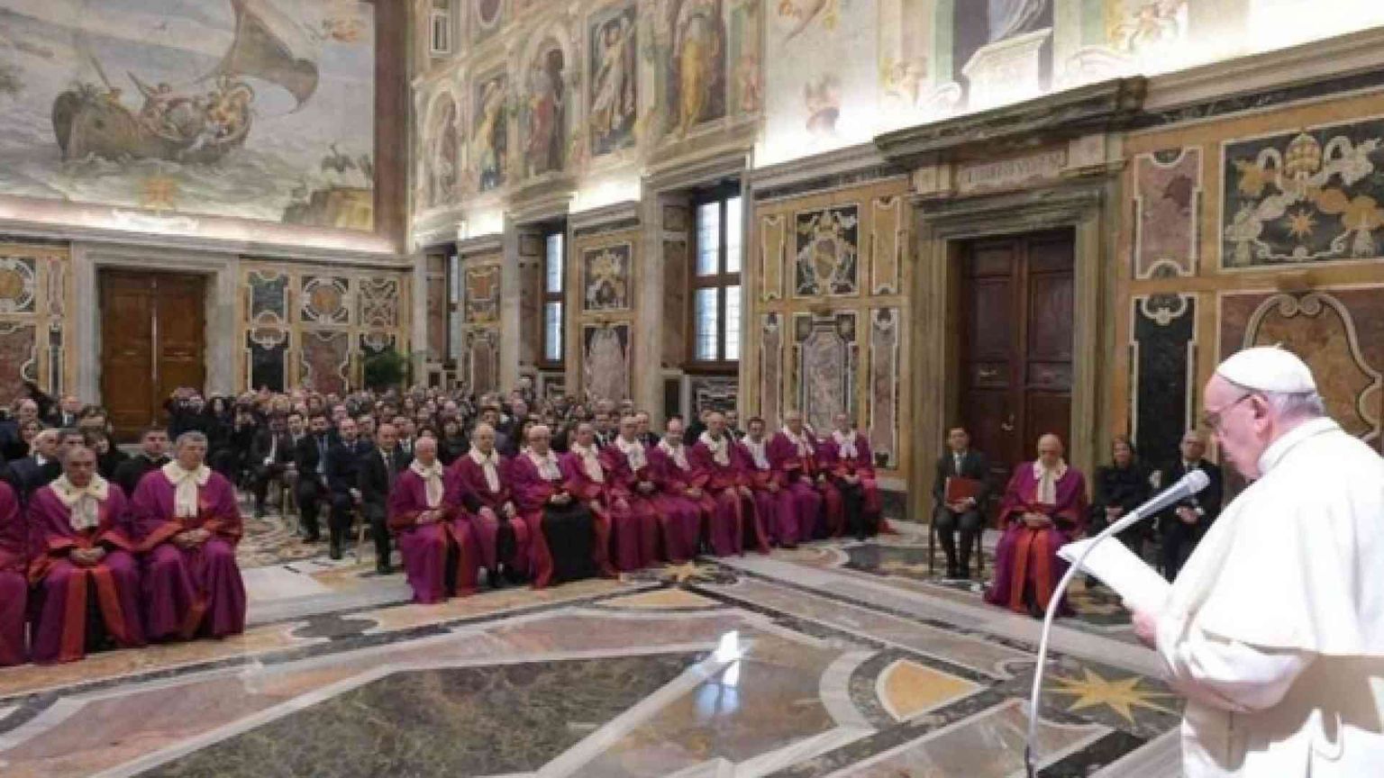 Papa Francesco: custodite le coppie cristiane