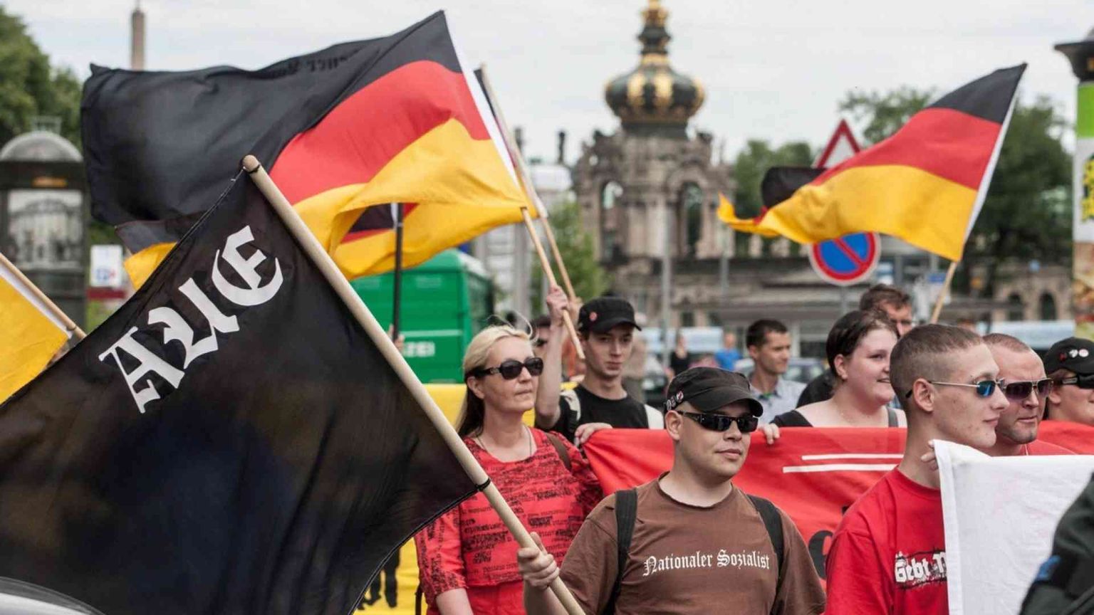 Estrema destra, l'ombra nera della Germania