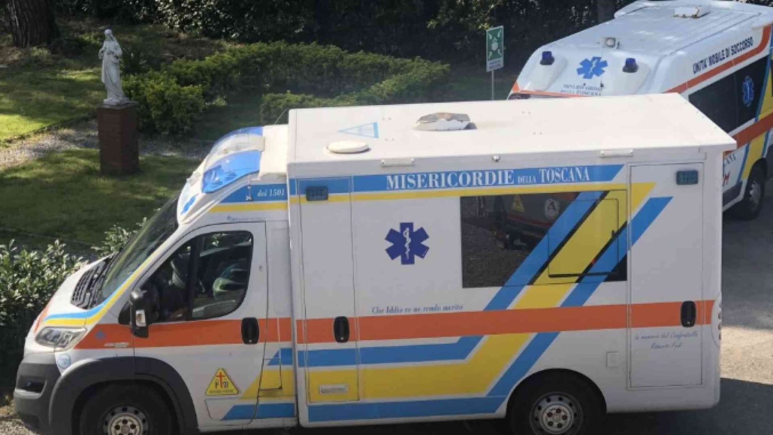 I 18 vescovi toscani comprano dotazioni sanitarie con un mese di stipendio