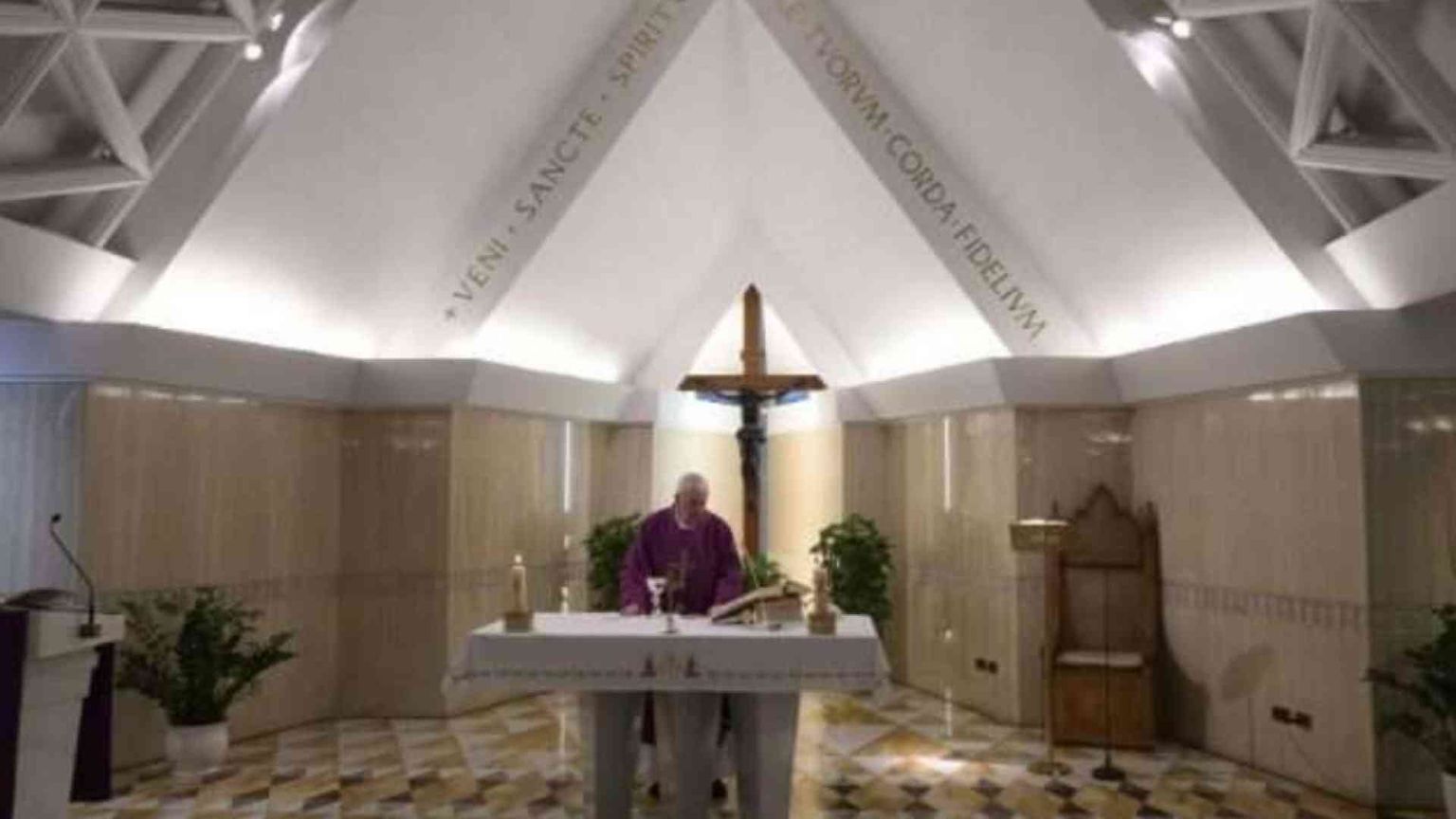 Il Papa prega per quanti non riescono a reagire, impauriti dalla pandemia