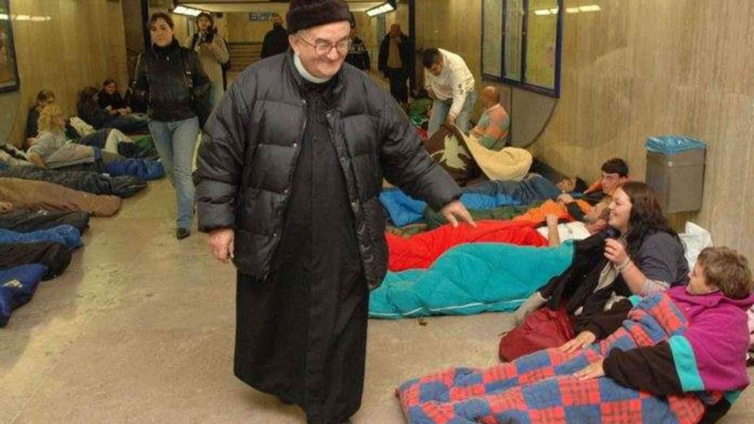 Pregare ai tempi dell'epidemia con il messalino (gratuito) di don Benzi