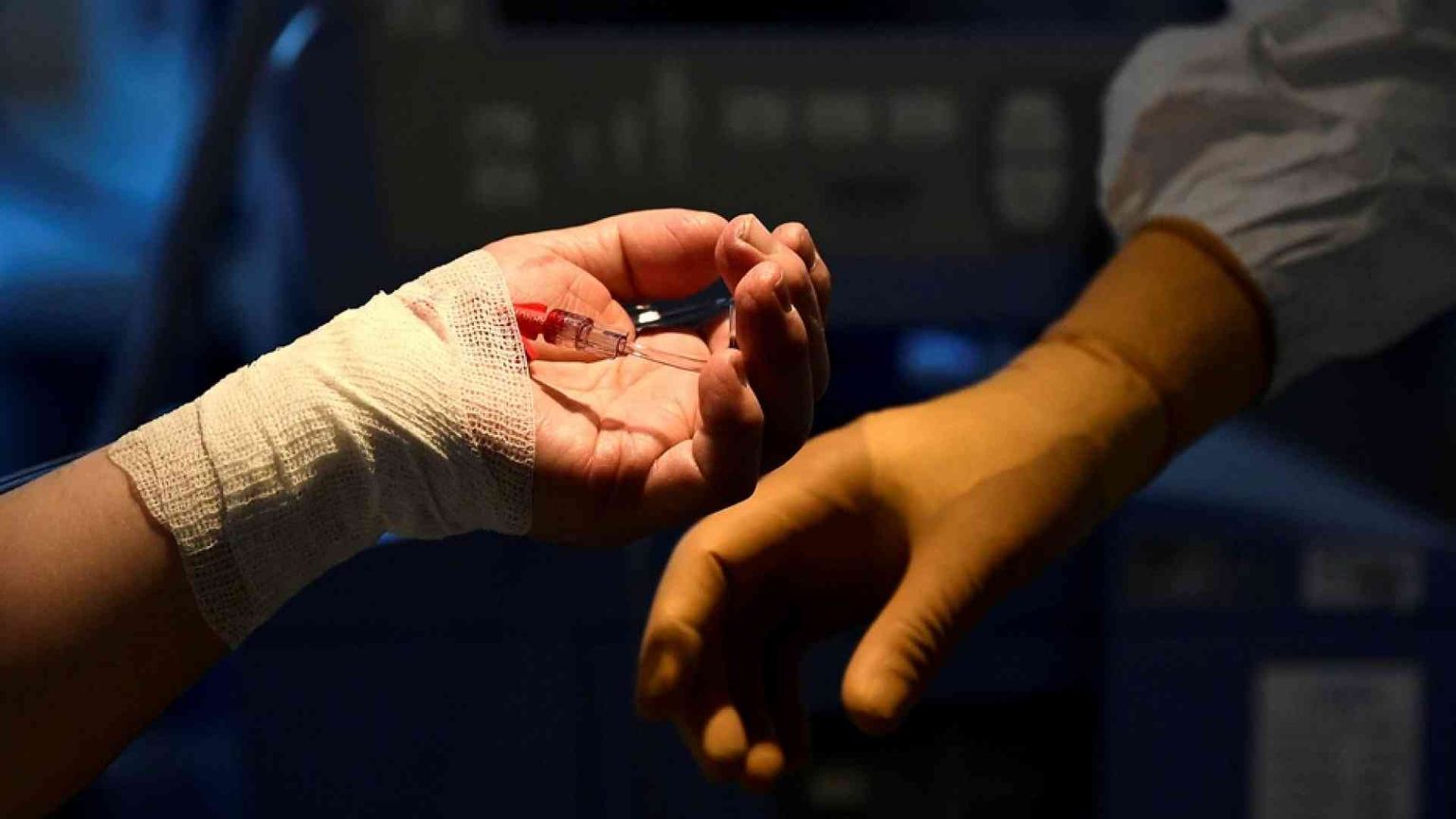 Venerdì Santo, una Via Crucis per malati, famiglie e medici