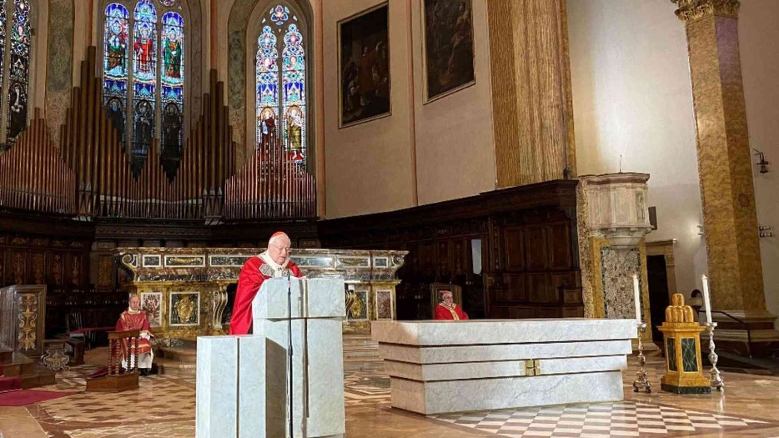 Le Messe di Pasqua nelle diocesi: come seguirle da casa