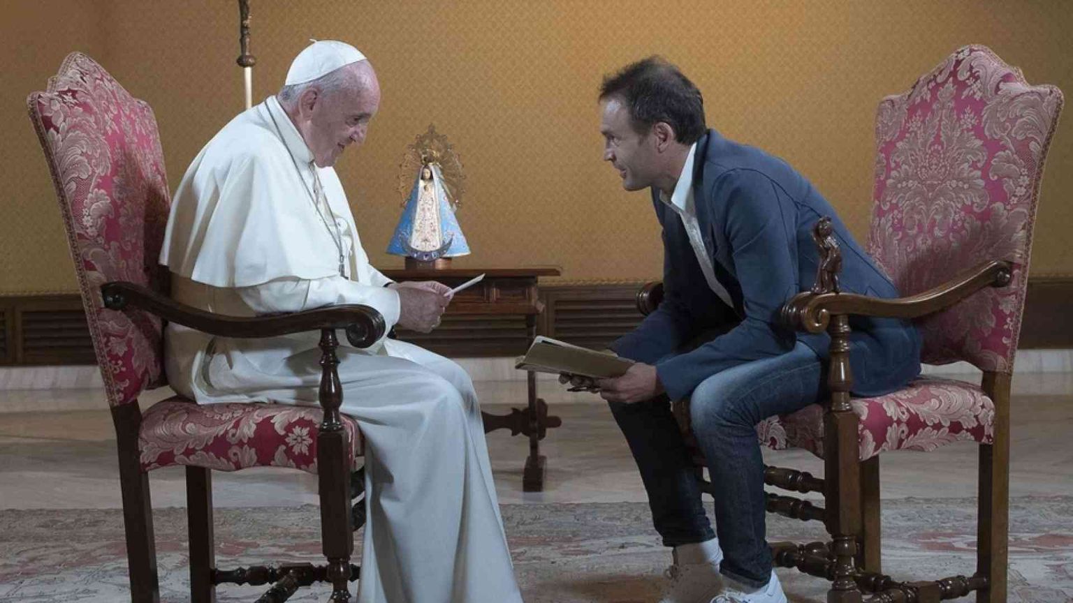 A Pasqua su Tv2000 l'intervista integrale al Papa