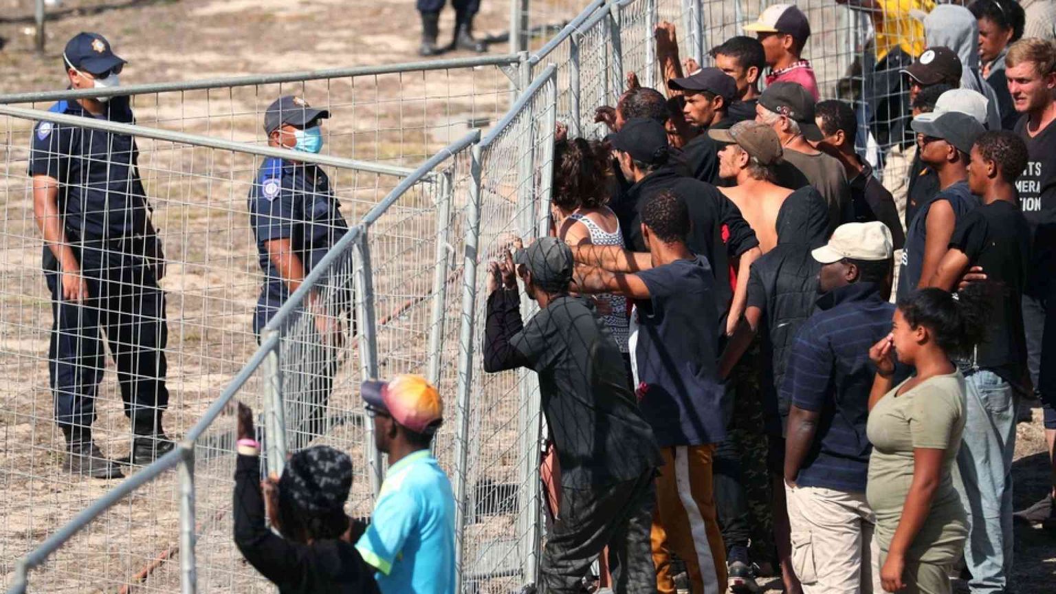 Il virus sta piegando l'Africa, serve il sostegno del mondo