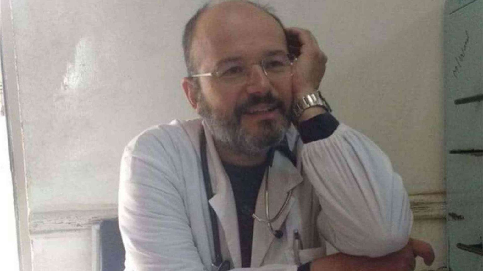 «Io, sacerdote e medico: così ho curato e amministrato i Sacramenti»