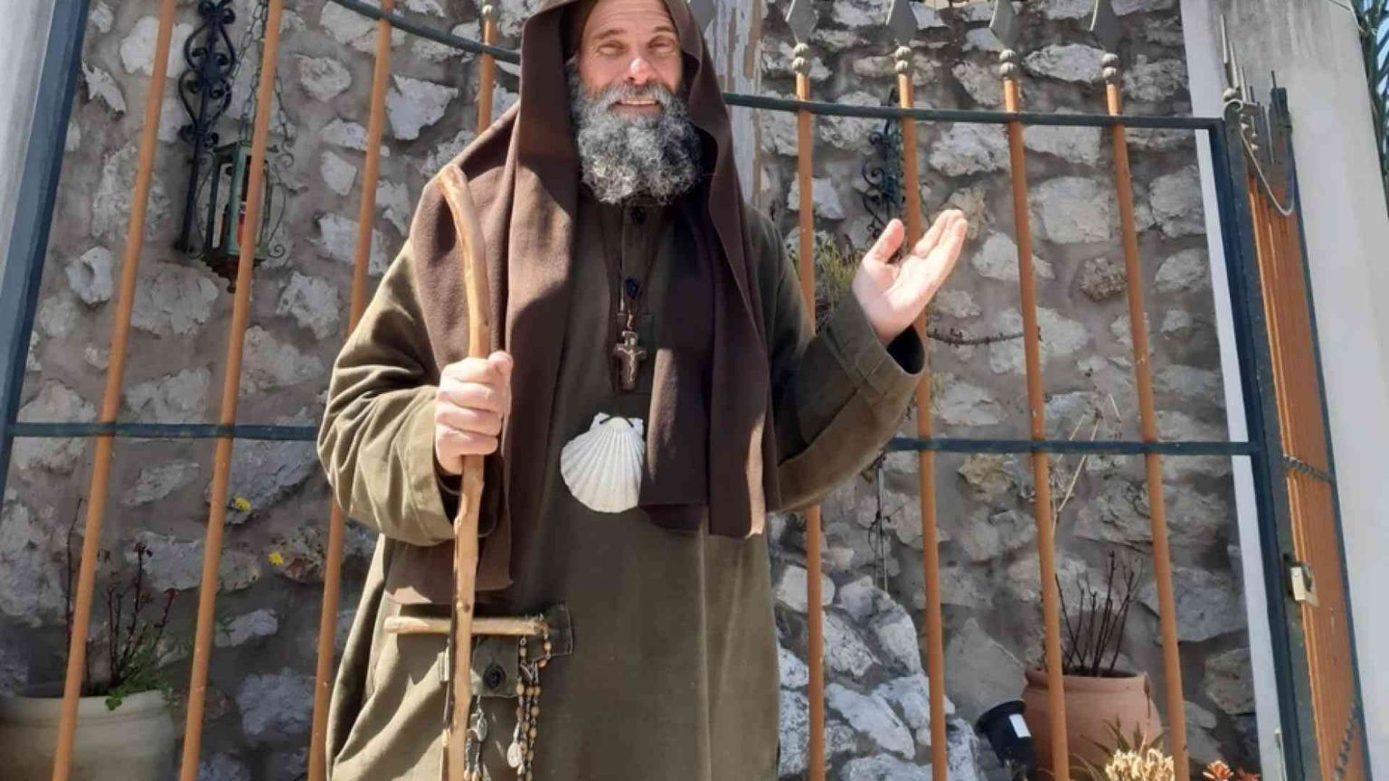 Fratel Biagio al 23esimo giorno di digiuno: «Preghiere contro le dipendenze»