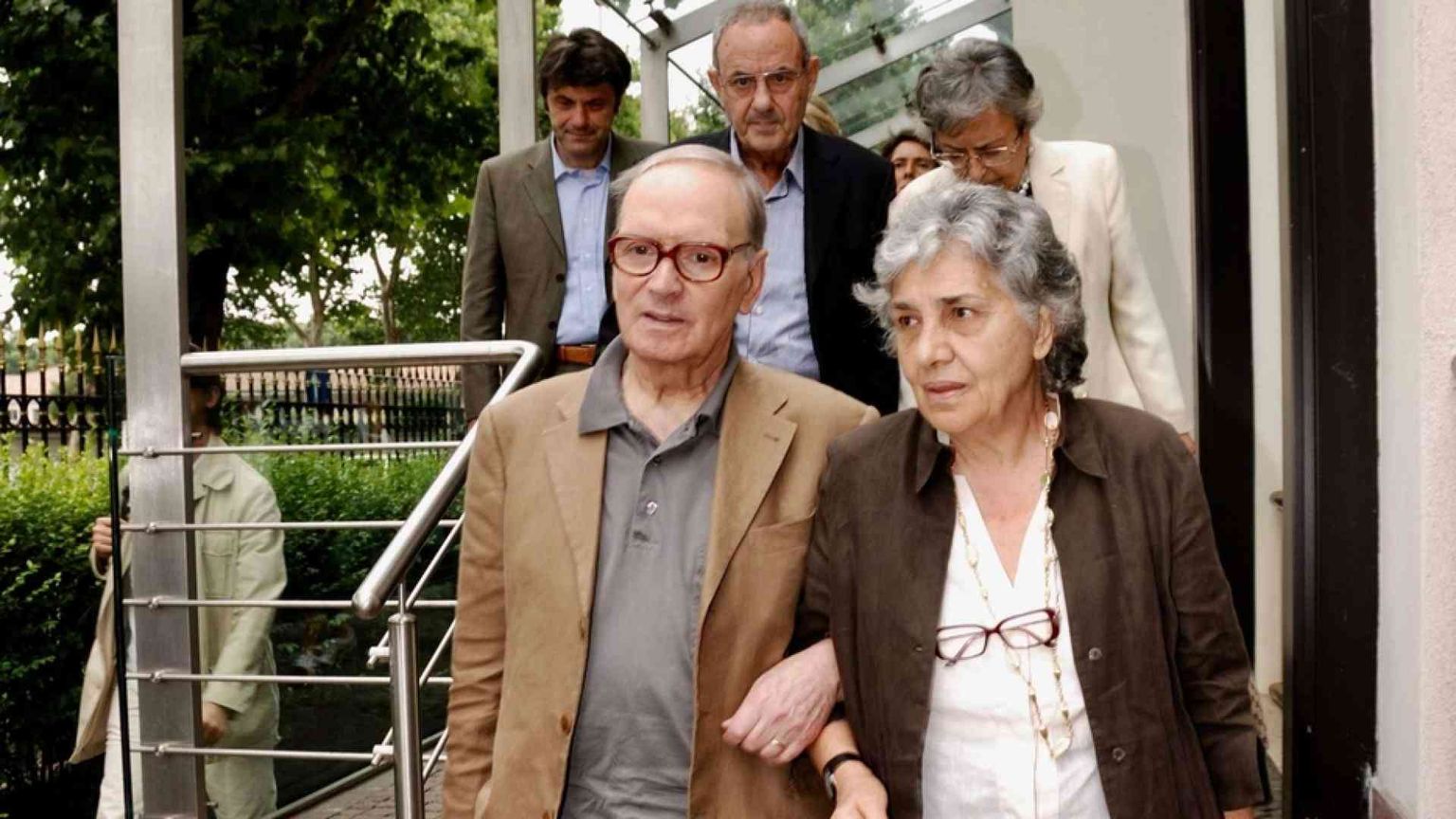 Morricone si era già scritto il necrologio: a mia moglie l'addio più doloroso