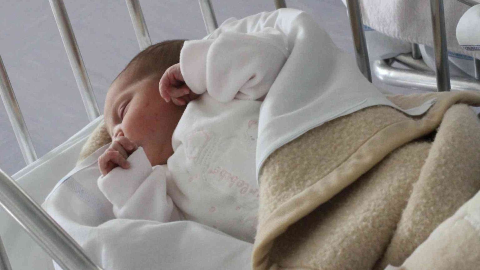 Minimo storico delle nascite dall'unità d'Italia, -4.5%