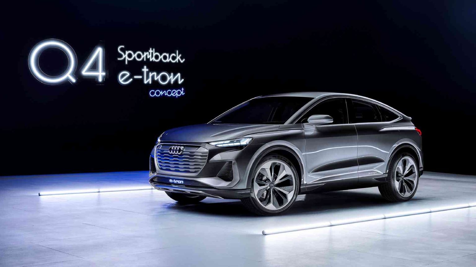 Audi Q4 Sportback e-tron, la Suv coupè con la scossa