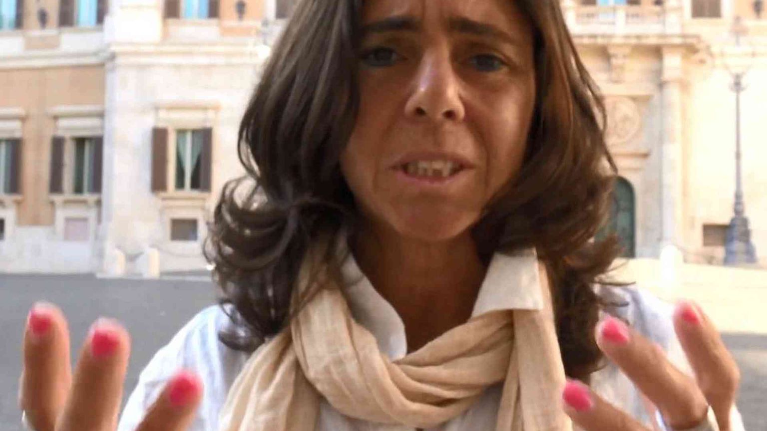 «In catene, per mio figlio». La battaglia infinita di Giada