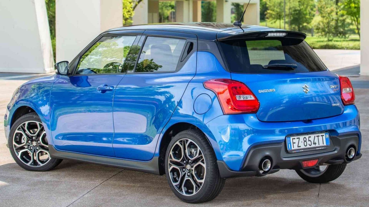 Suzuki Swift Hybrid, l'auto con tante anime