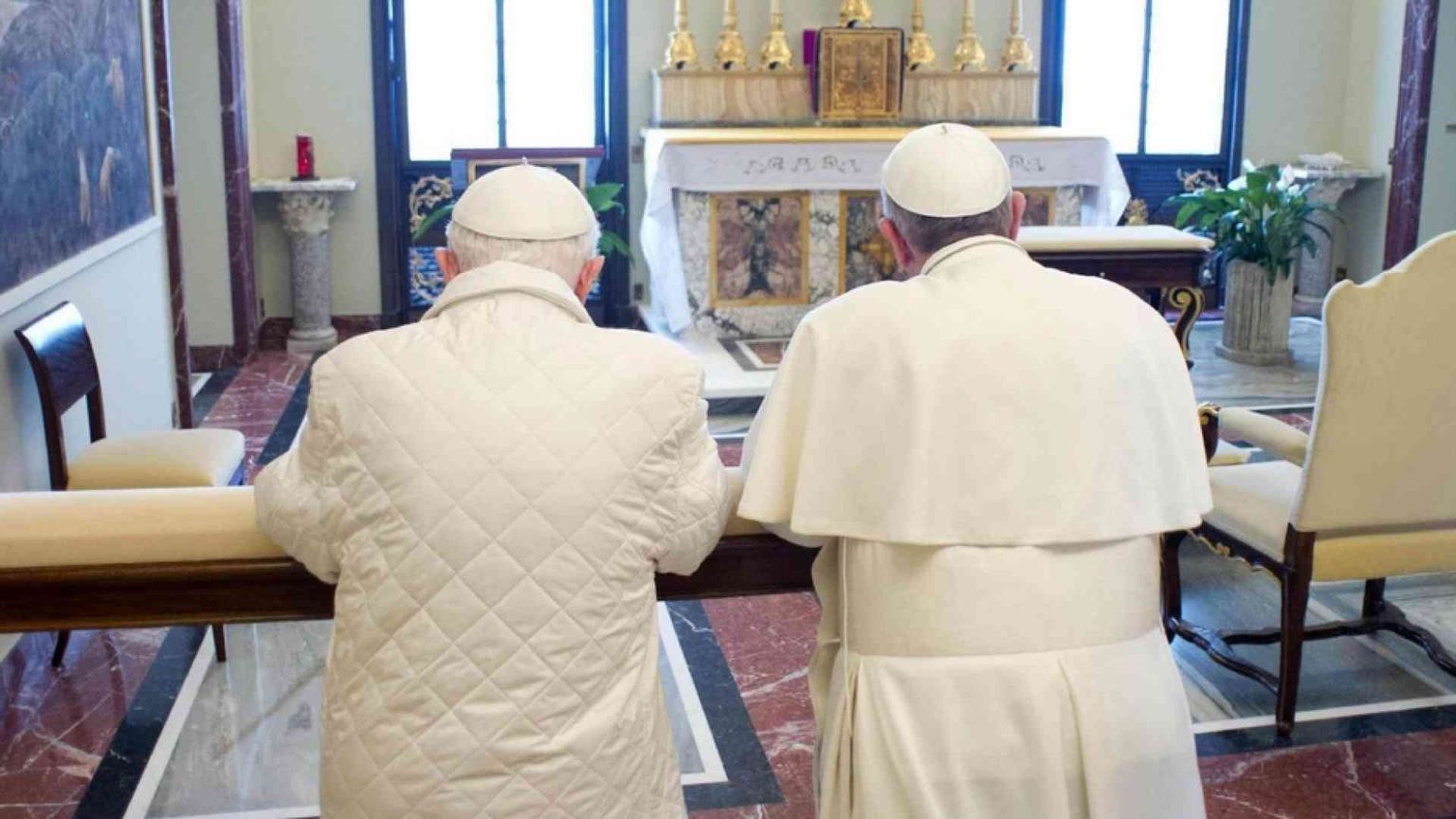 Papa Francesco e Benedetto XVI. Novità, continuità, una sola Chiesa