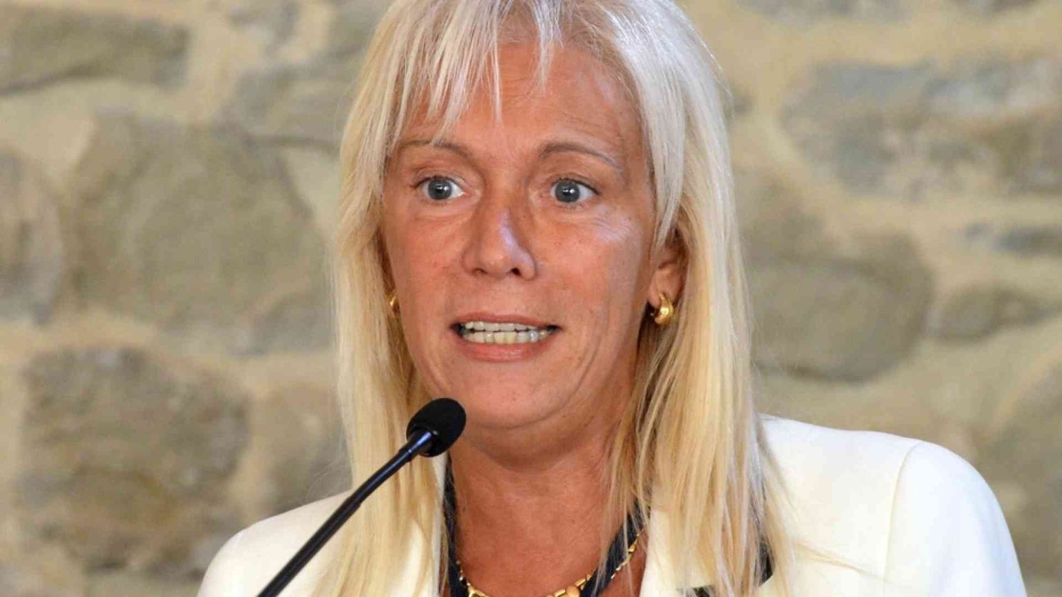 «Vedere» la vera pillola. Serve un altro femminismo