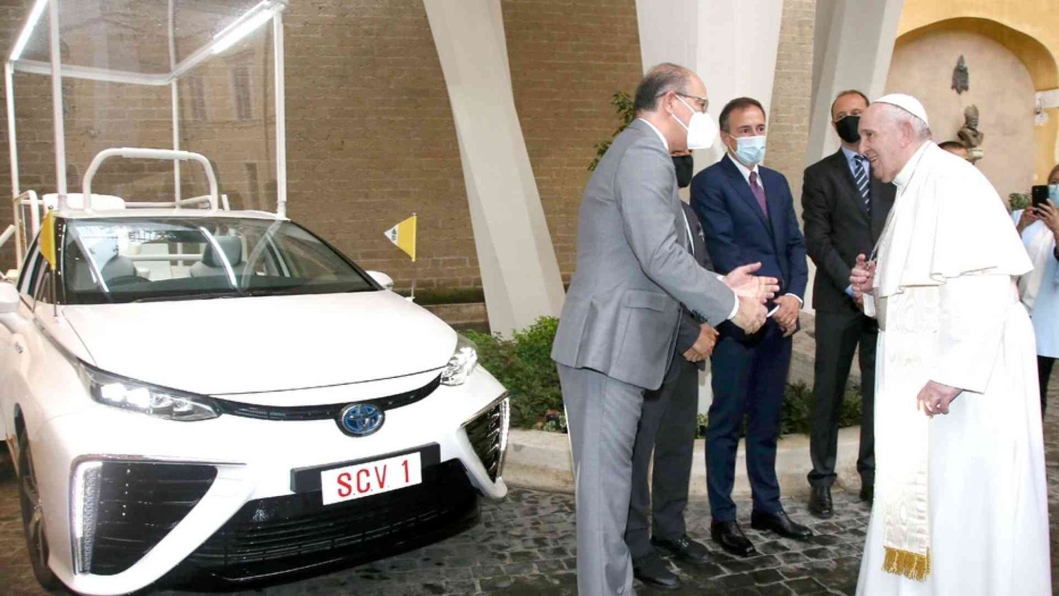 Una “Papamobile” a idrogeno per Francesco