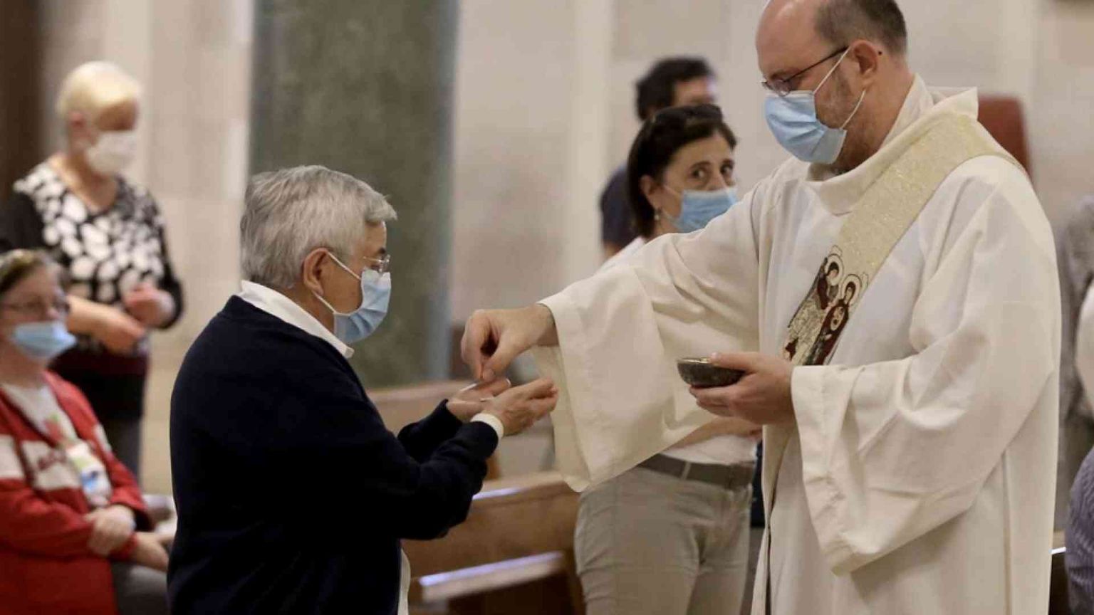 Le Messe sempre in sicurezza: ma è l'ora della prudenza