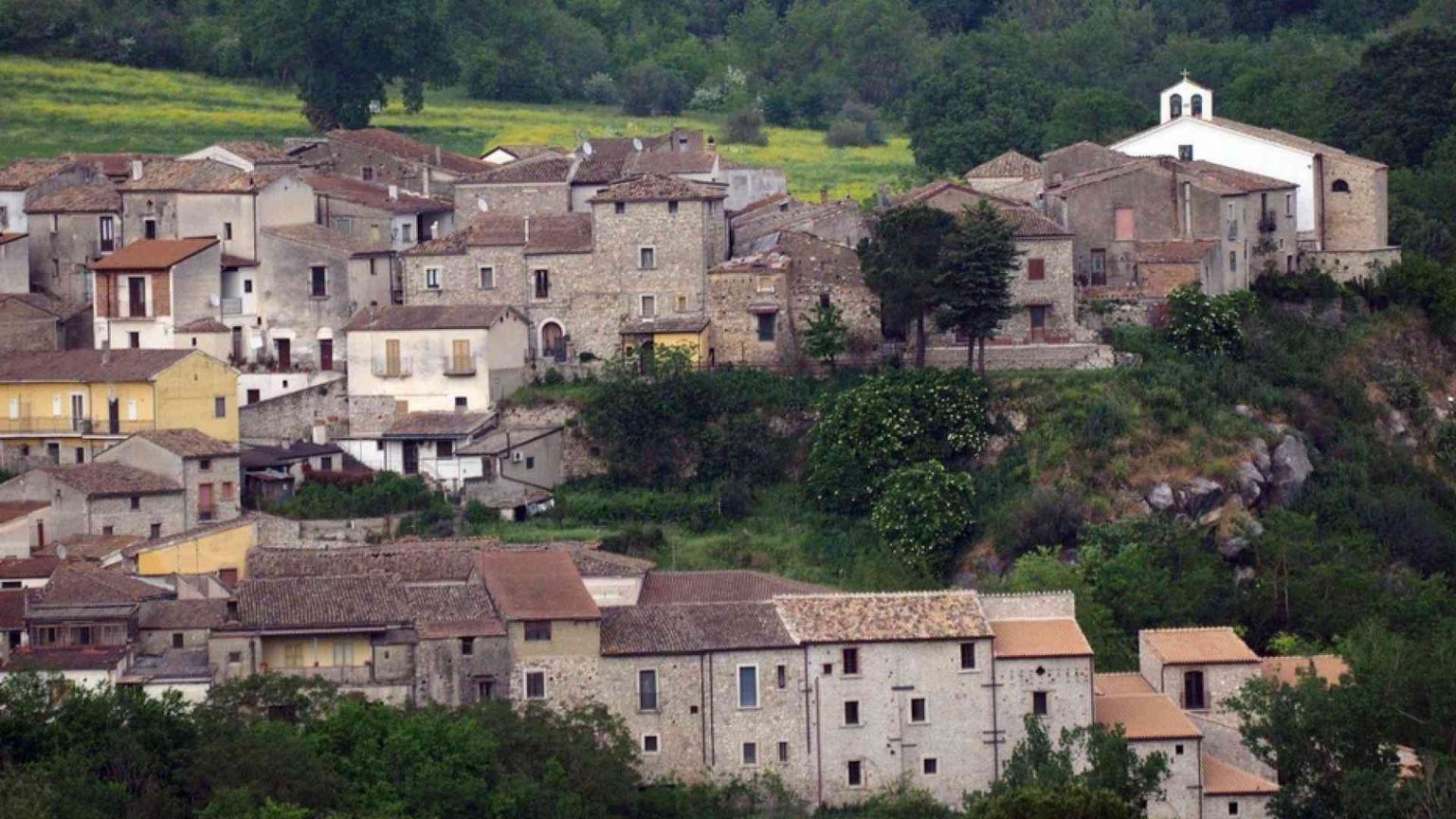 La nuova sfida di Pietrelcina: un'opera d'arte ogni anno per ri-animarsi