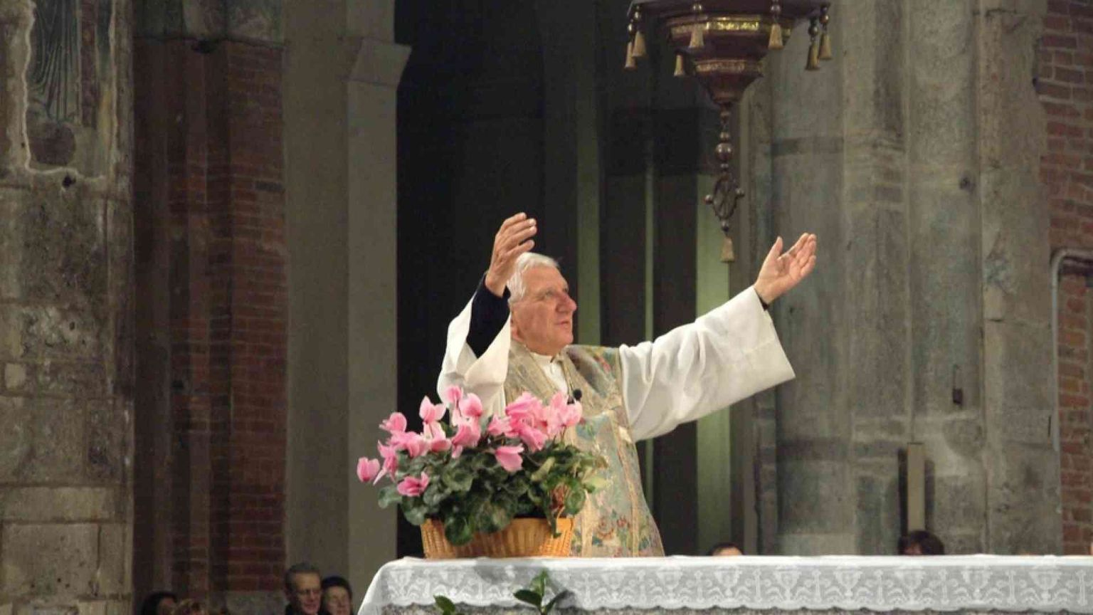 L'addio a don Pigi, "padre" delle cellule parrocchiali di evangelizzazione