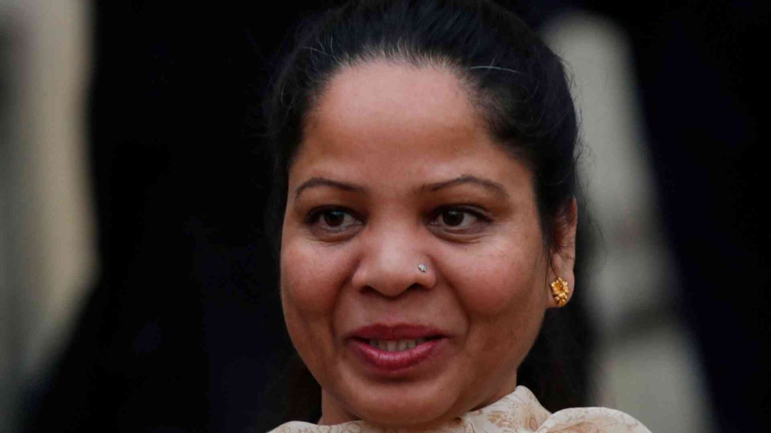 Asia Bibi: sarò sempre al fianco di chi sta soffrendo come me