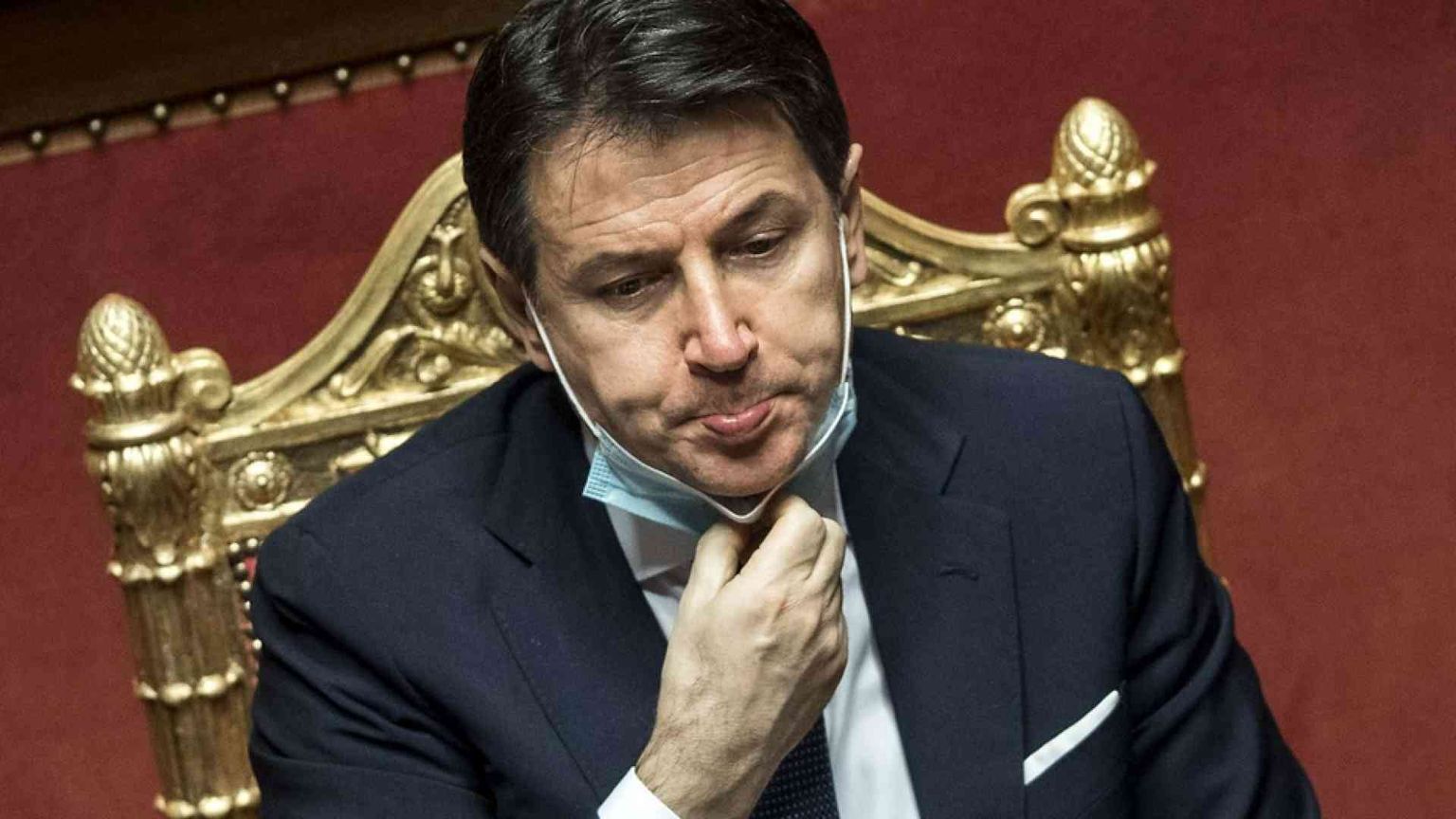 Il Senato conferma la fiducia al governo Conte. 156 sì, 140 voti contrari