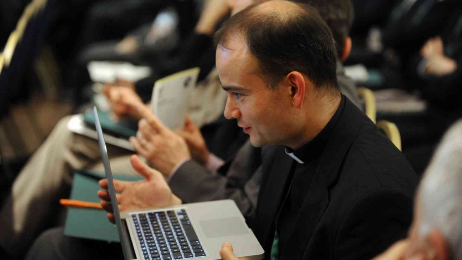 Una parrocchia su due "usa" i social. La svolta? La pandemia