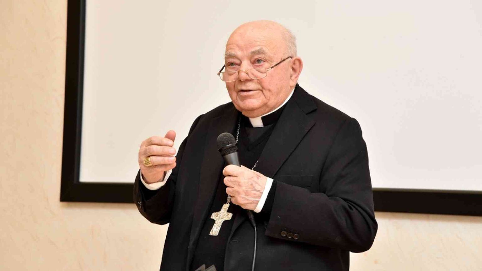 «Censura» per Sgreccia? «Ecco perché è sempre più attuale. E laico»