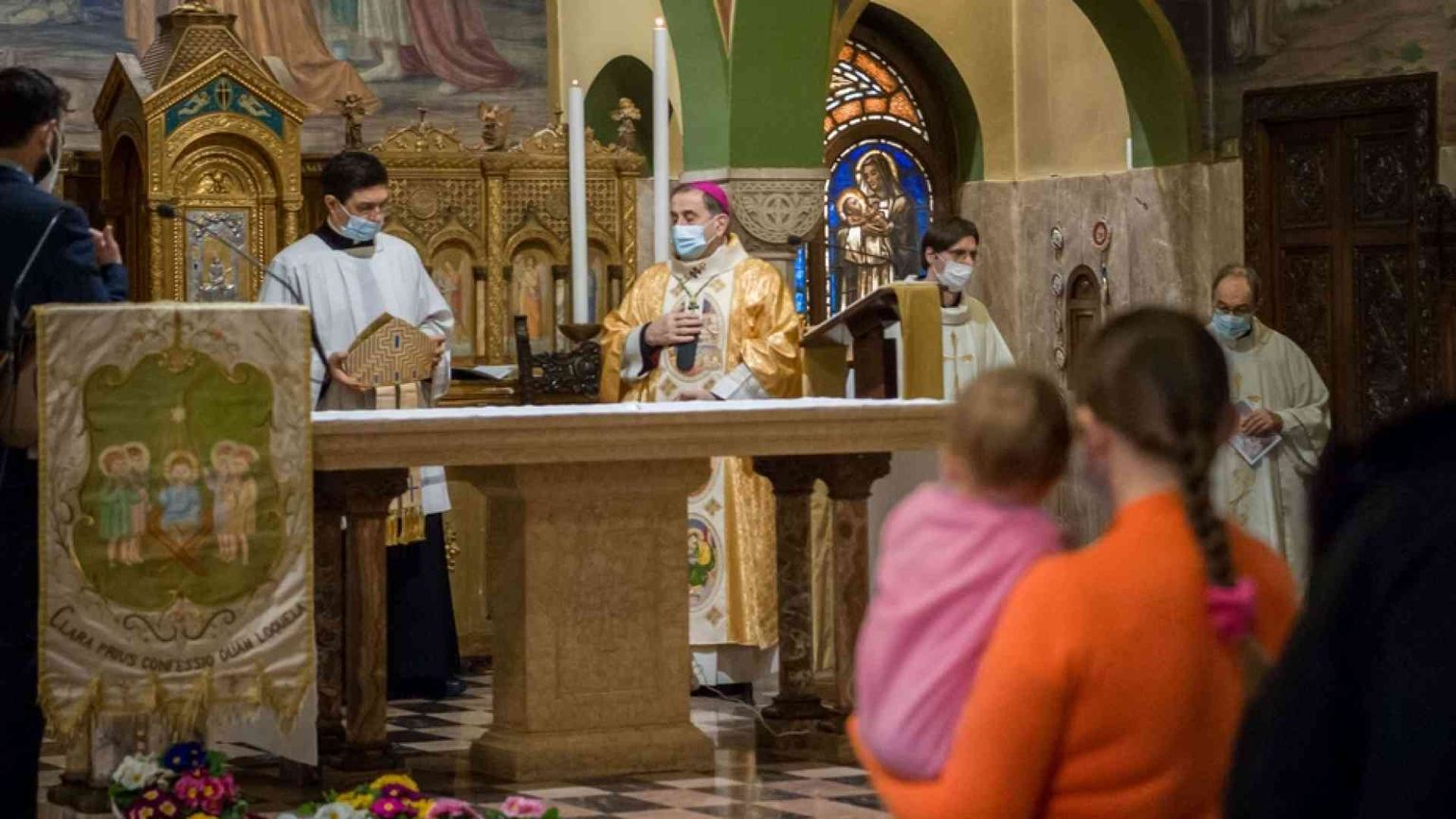 La giornata per la vita: «Aperti alla vita oltre gli ostacoli»