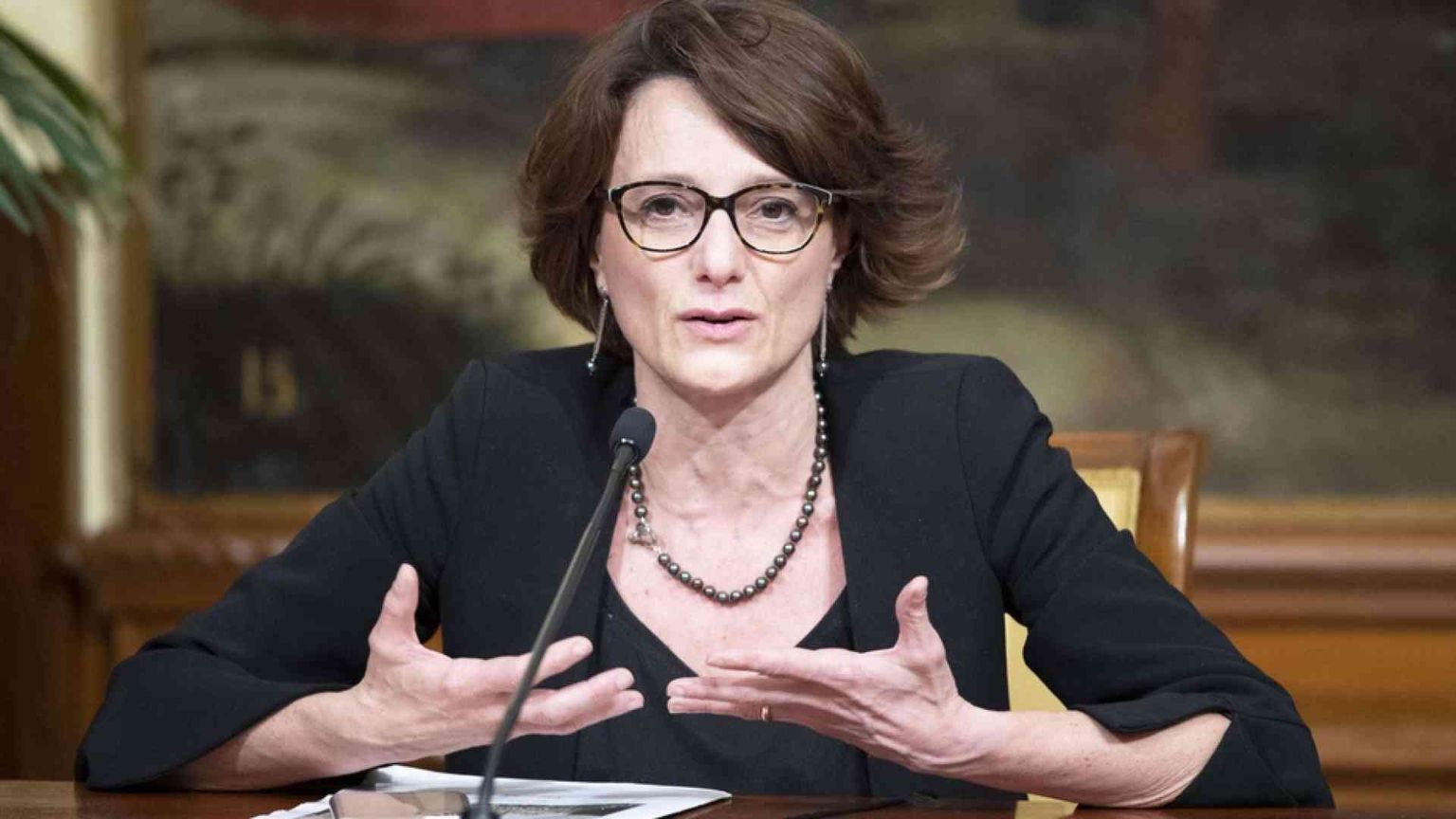 La ministra Bonetti: ripartiamo dalla fiducia