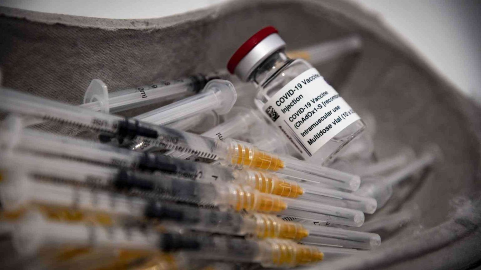 Italia, Germania, Francia e Spagna sospendono le vaccinazioni con AstraZeneca