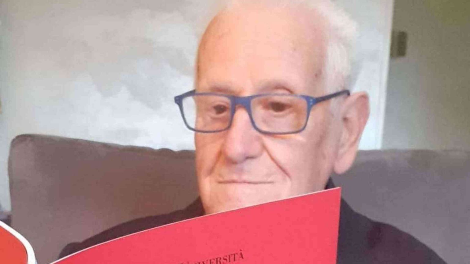 Leonardo, 88 anni e 13 lauree. «Grazie a Dio e alla famiglia»
