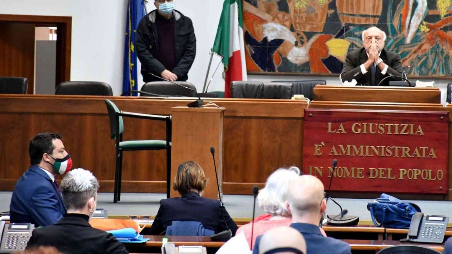 La procura di Catania chiede il "non luogo" a procedere per Salvini