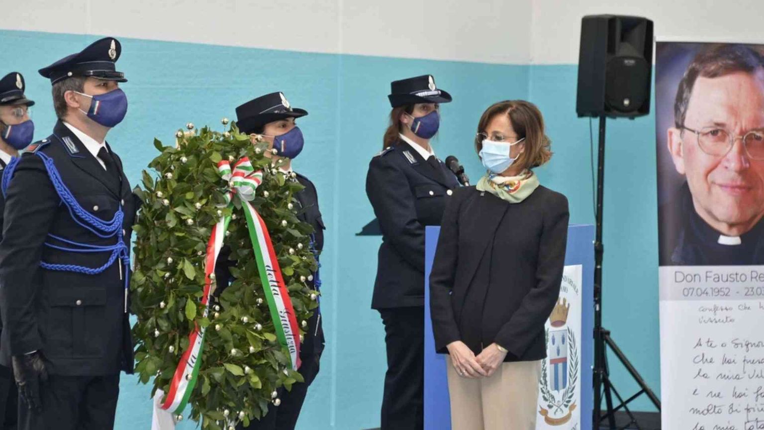 Intitolato a don Resmini, una vita tra i detenuti, il carcere di Bergamo