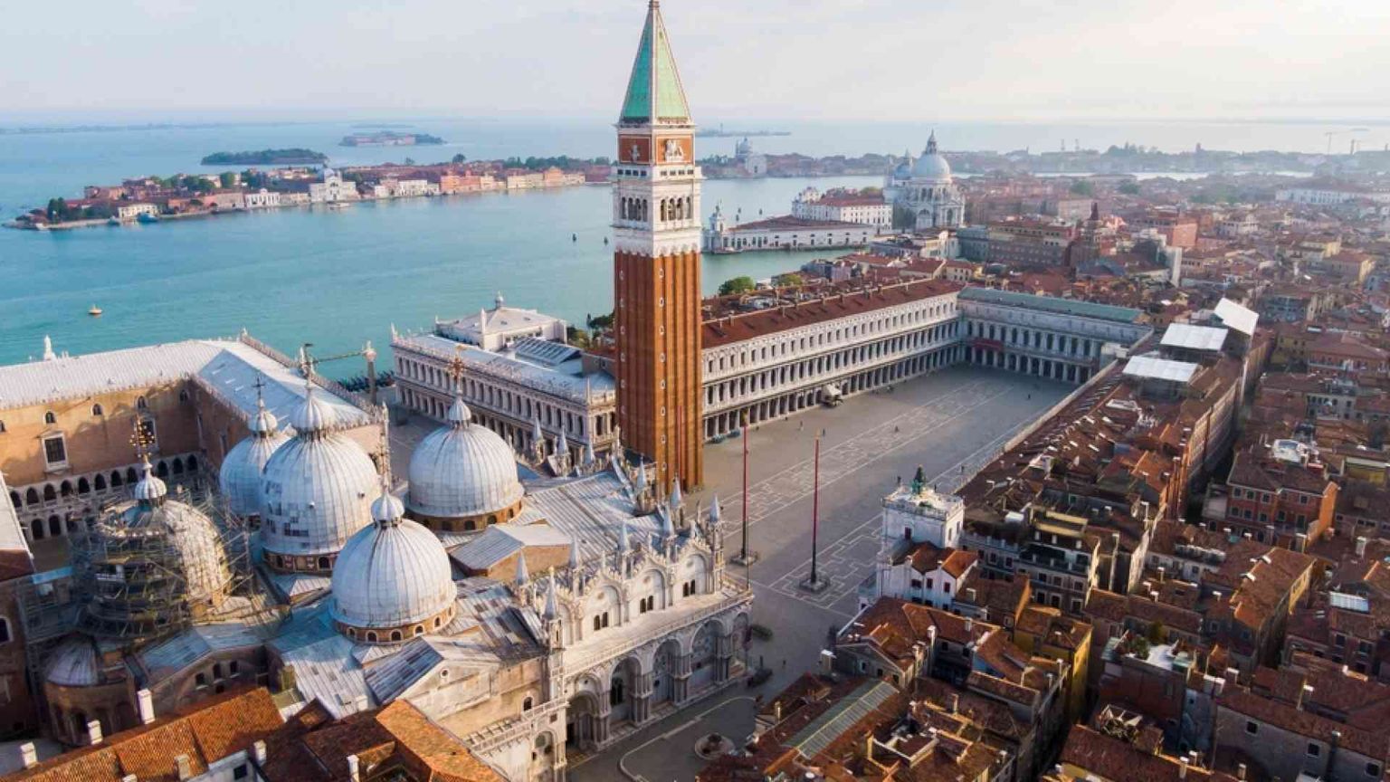 Le Messe in diretta tv e social di domenica 25 aprile