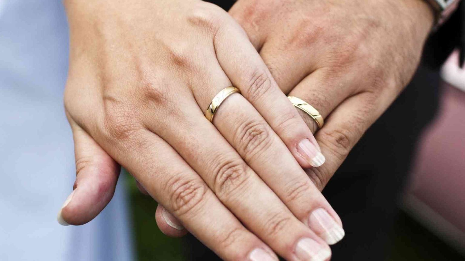 Nozze religiose a casa: Livorno fa da apripista