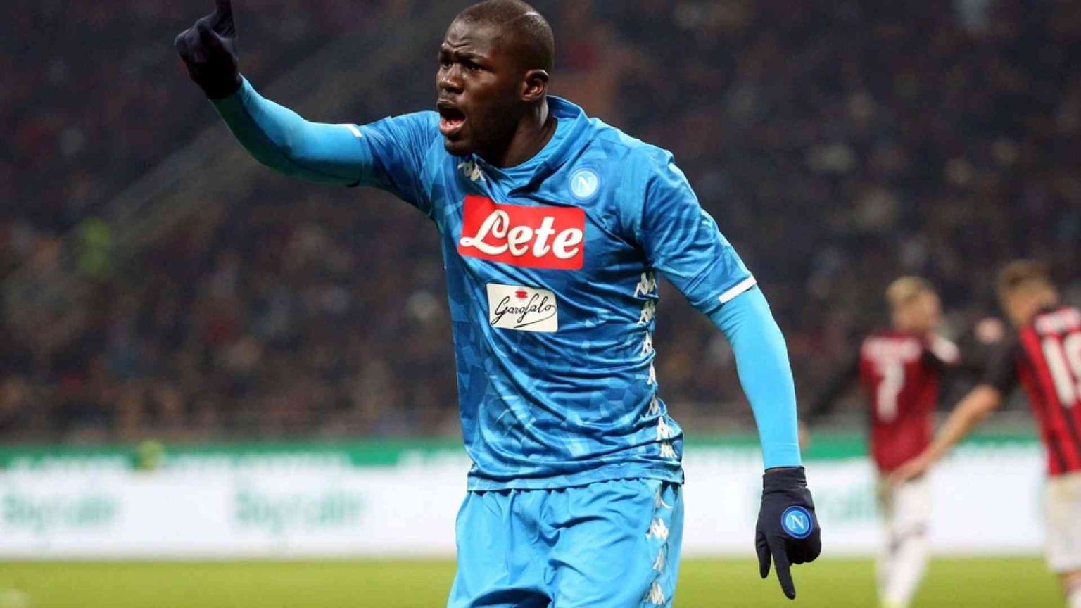 Koulibaly, una nave di aiuti per il suo Senegal