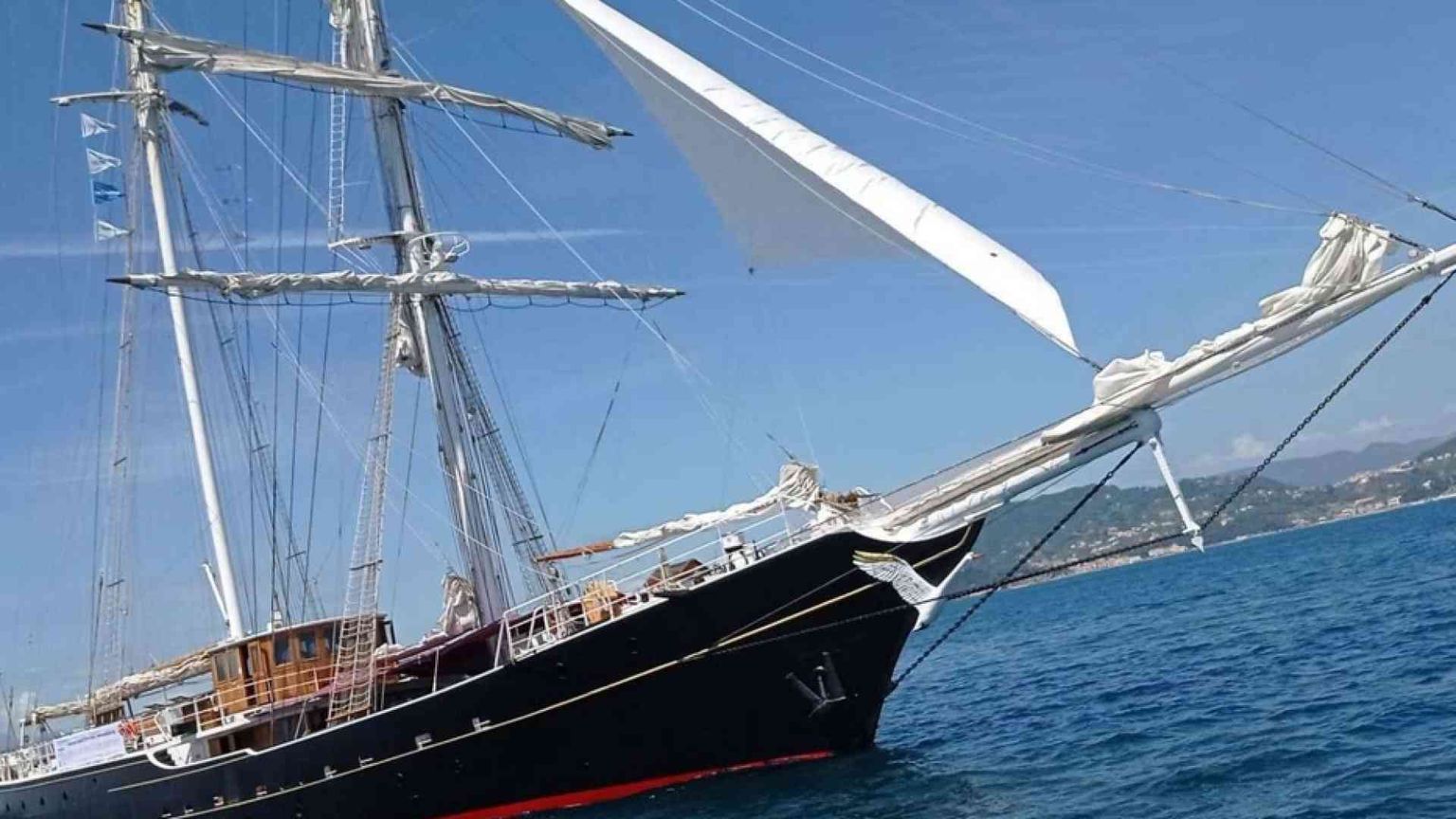 Nave Italia, al via la campagna di solidarietà 2021: a bordo i più fragili