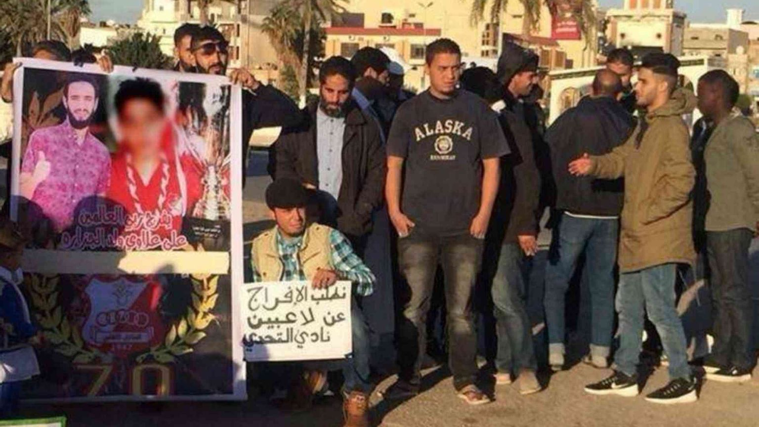 Strage di migranti, quei calciatori ragazzini condannati a 30 anni come scafisti