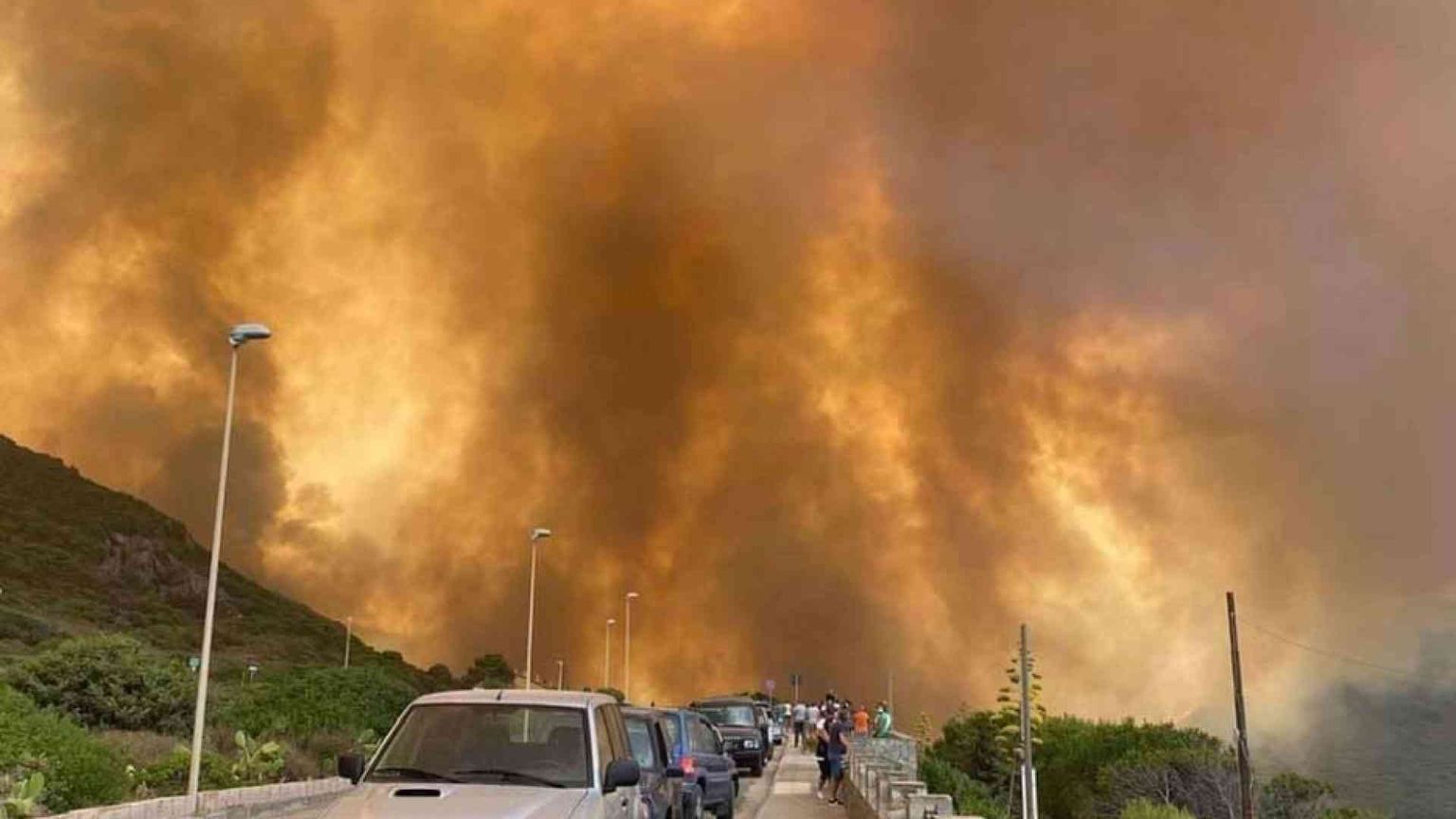 Incendi in Sardegna e maltempo al Nord, la solidarietà di Bassetti