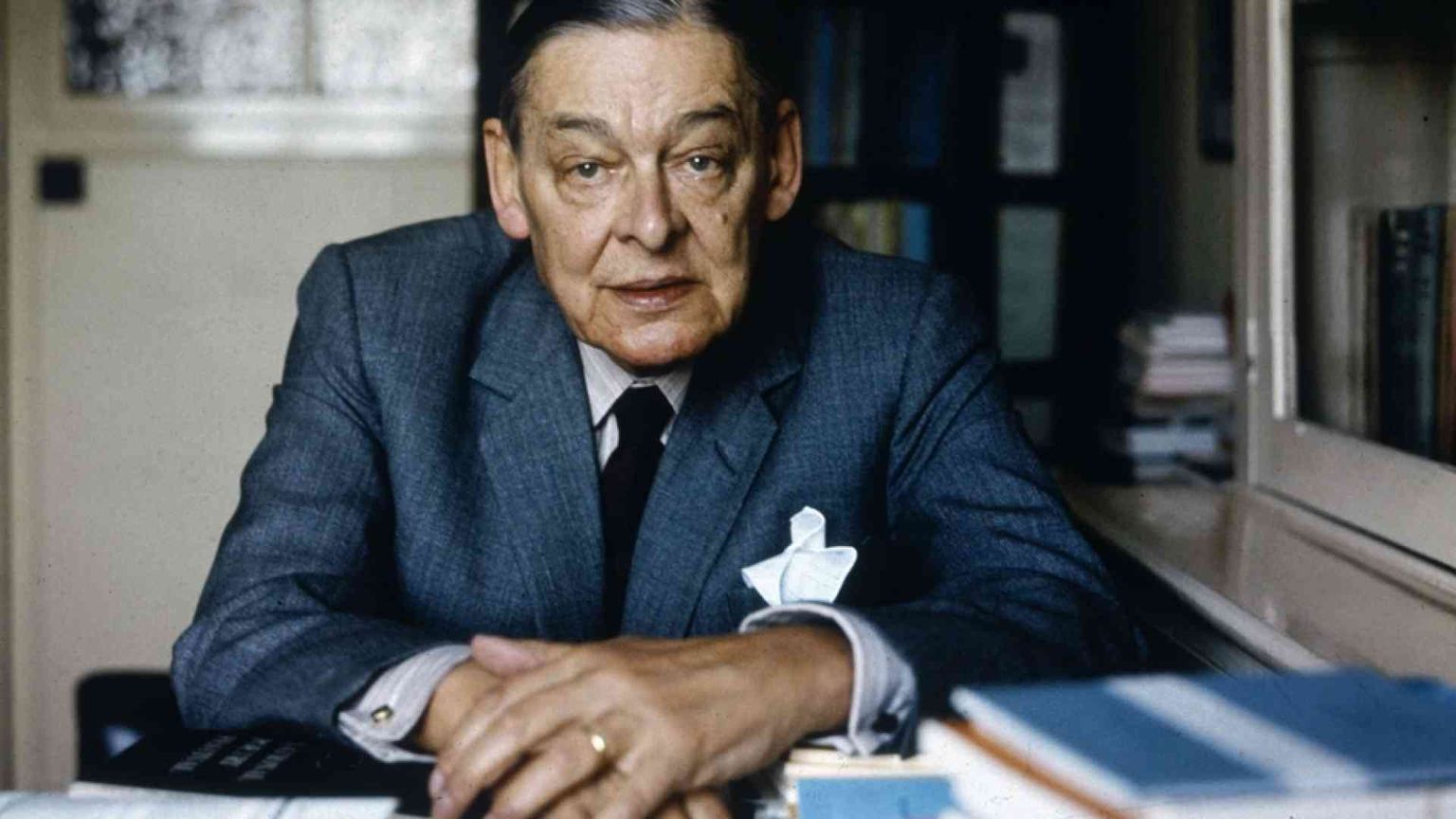 "The Waste Land": paese guasto, terra devastata? La guida è sempre Eliot