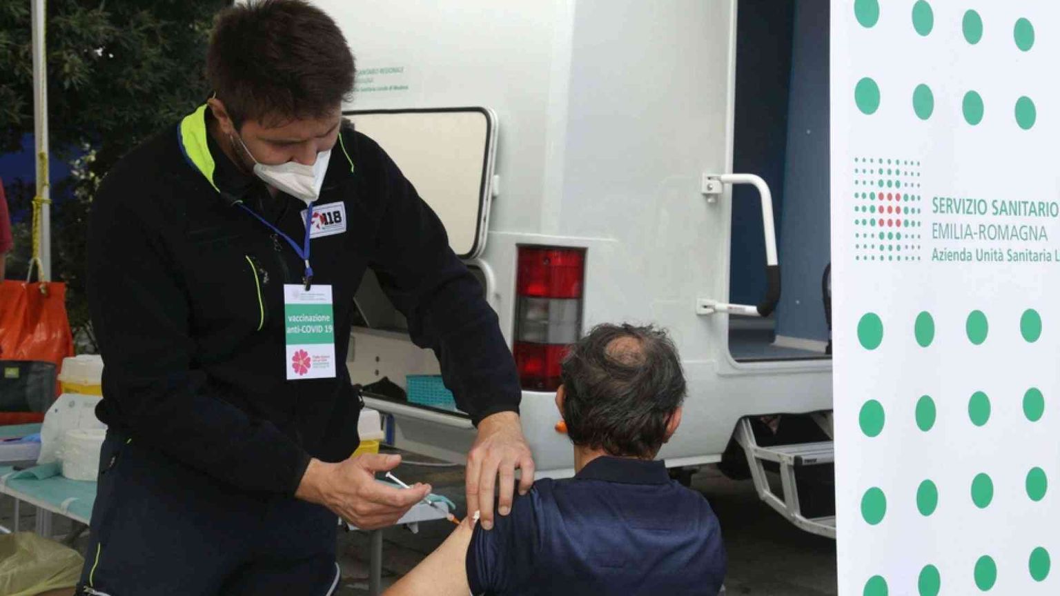 La vaccinazione funziona (ma bisogna saper leggere i numeri)