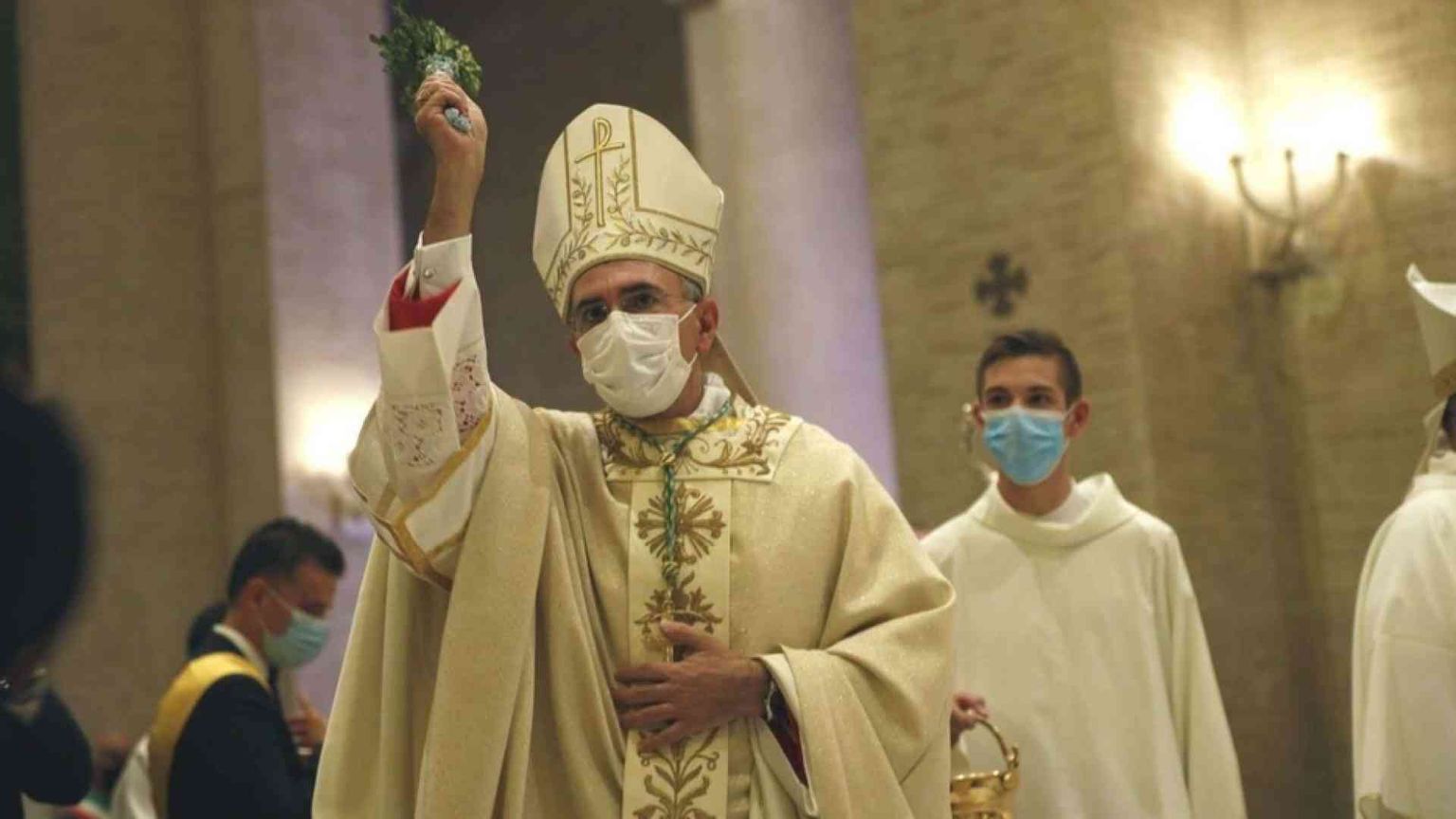 Avezzano accoglie il vescovo Massaro: il programma si fa insieme, con la gente